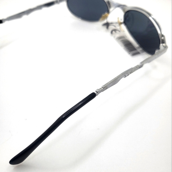 Adventure Chrome Frame Dark Lens Men W Tag Sunglasses - Picture 3 of 8